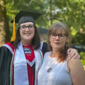 Meet your Posher, Mandi